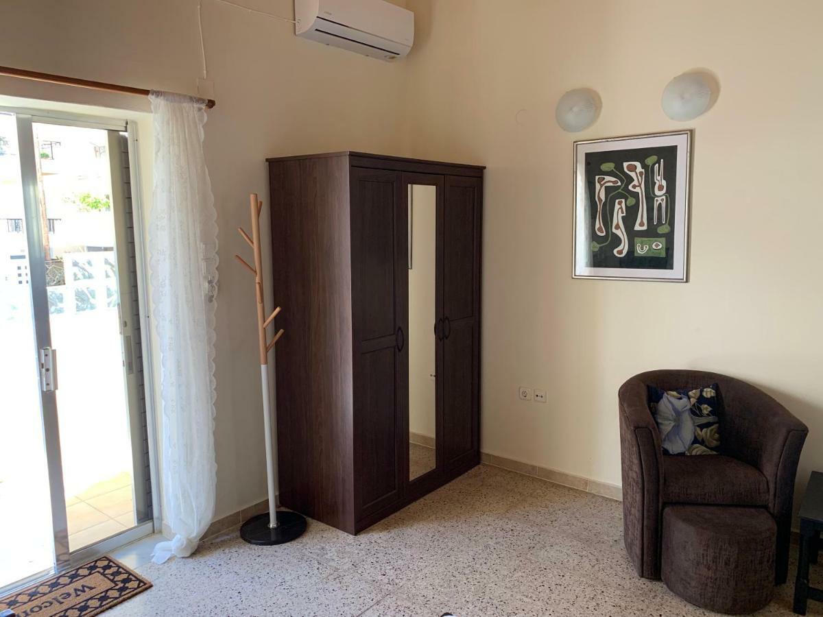 Cozy One-Bedroom Apartment In Halepa, Chania Chania  Exterior foto